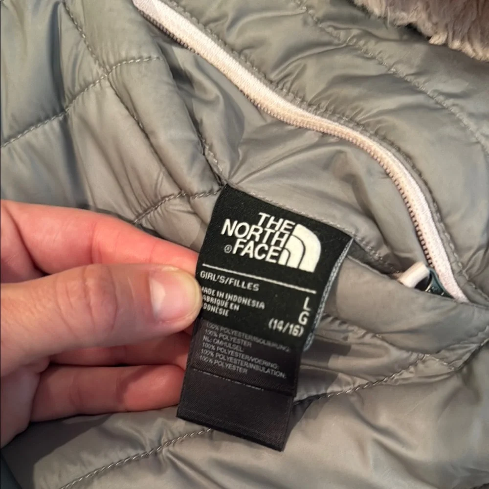 The North Face reversible mossbud swirl Quilted Gray Jacket